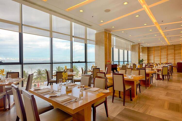 Grand Tourane Hotel