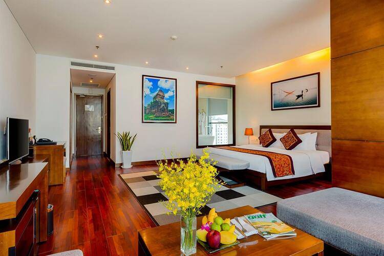 Grand Tourane Hotel