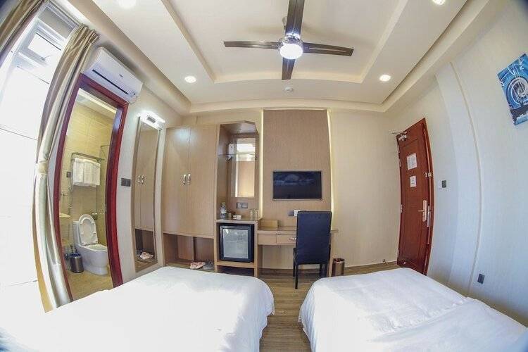 Three Inn Hotel