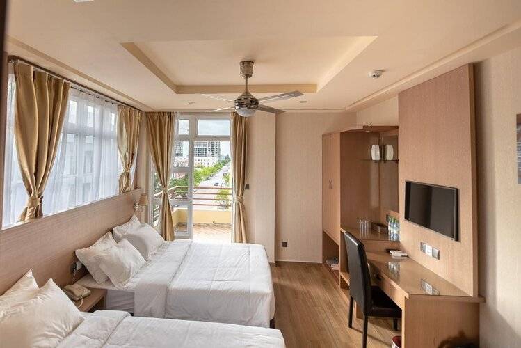 Three Inn Hotel