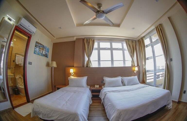 Three Inn Hotel