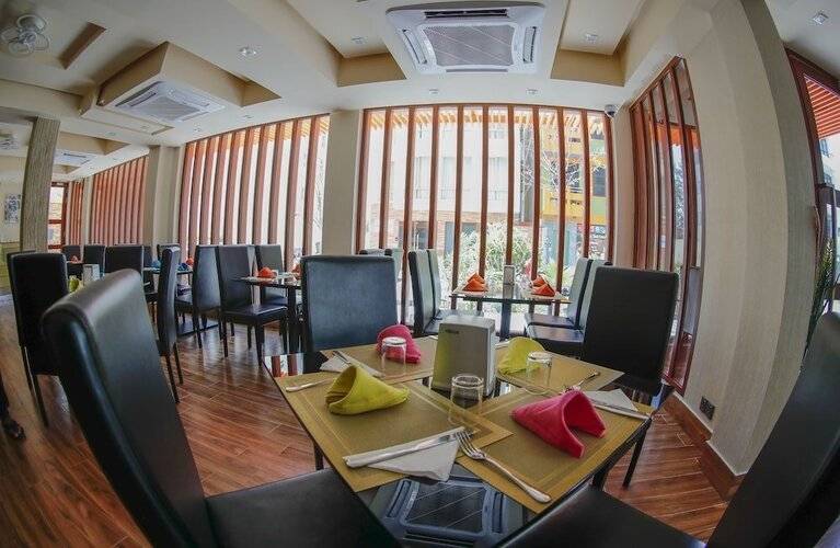 Three Inn Hotel