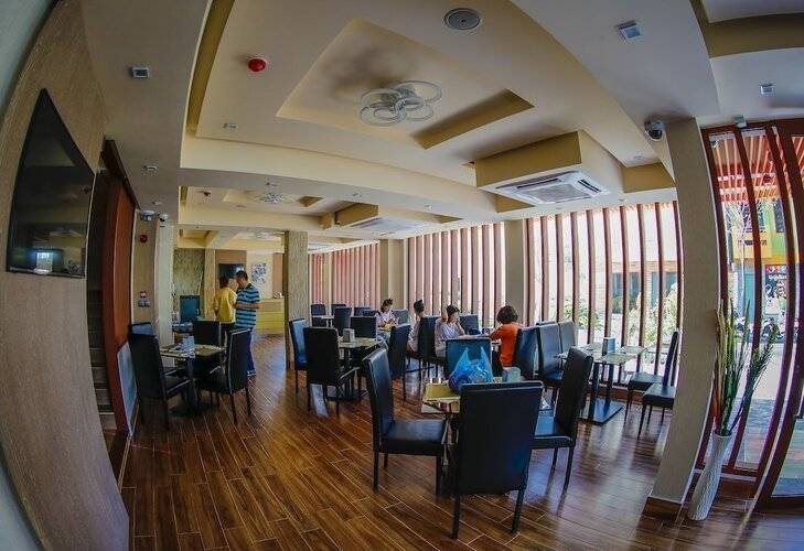Three Inn Hotel