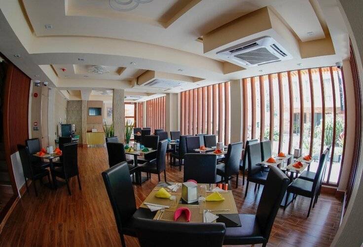 Three Inn Hotel