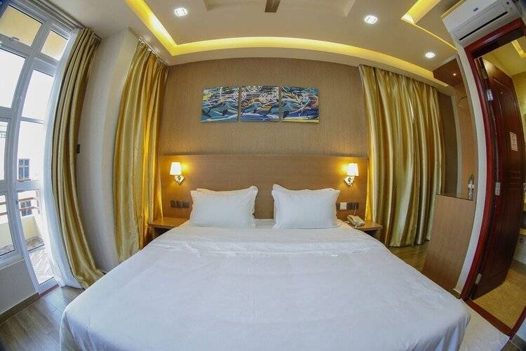 Three Inn Hotel