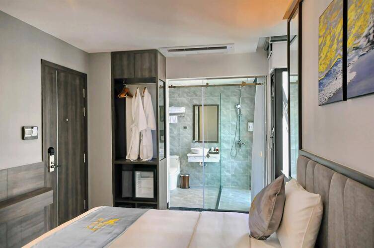 Ivy Hotel