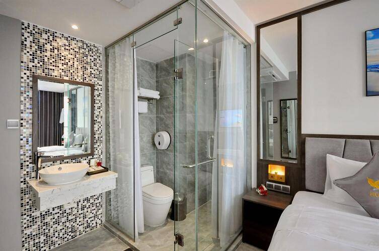 Ivy Hotel