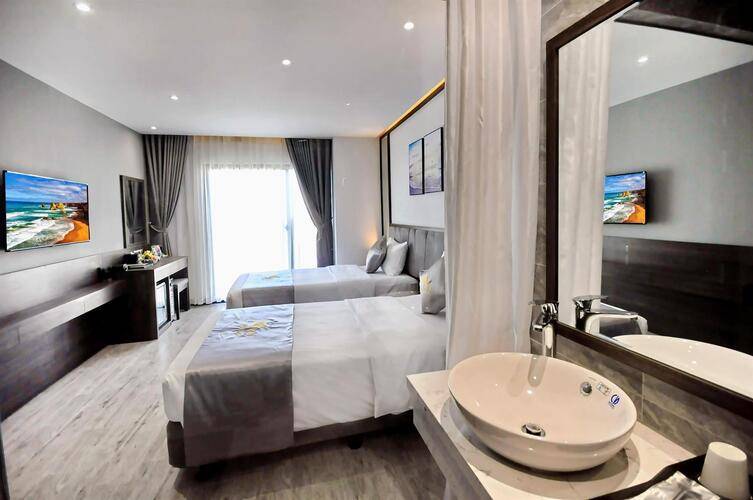 Ivy Hotel