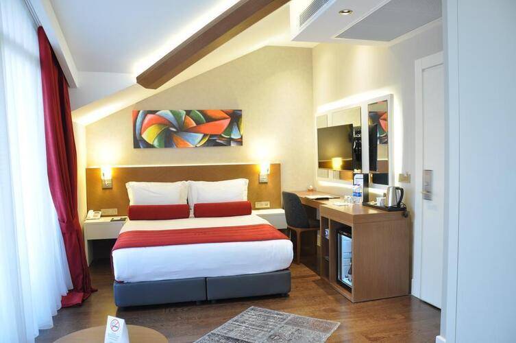 Veyron Hotels