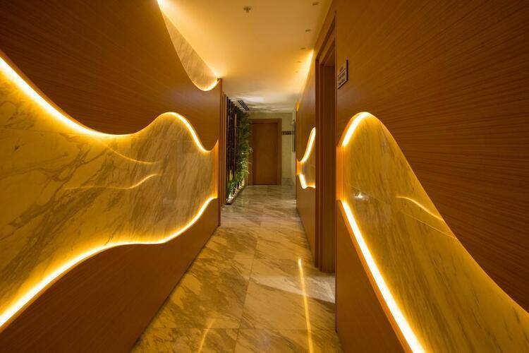 Veyron Hotels