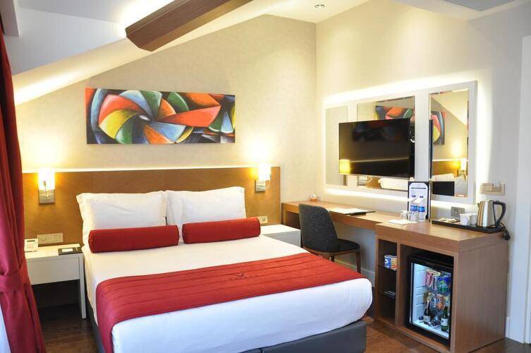 Veyron Hotels