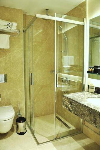 Veyron Hotels