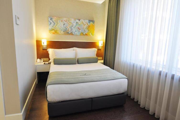 Veyron Hotels