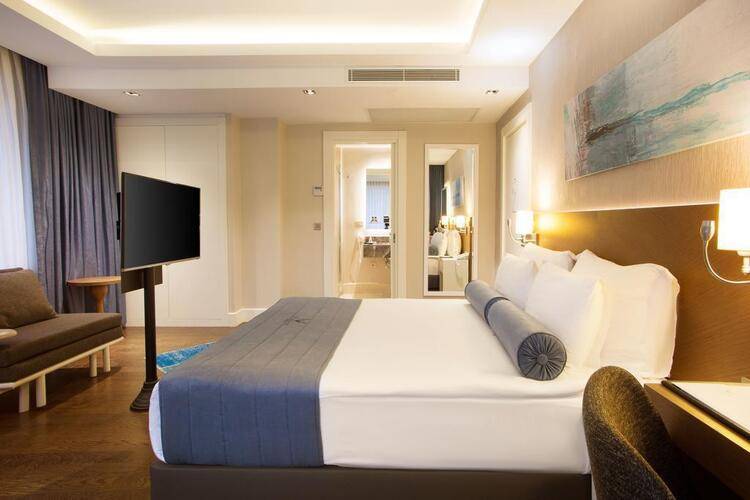 Veyron Hotels
