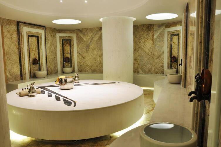 Veyron Hotels