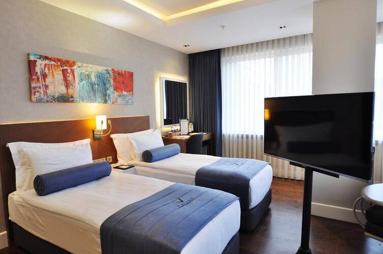 Veyron Hotels