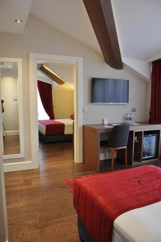 Veyron Hotels