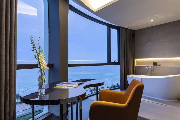 Stella Maris Beach Hotel Danang