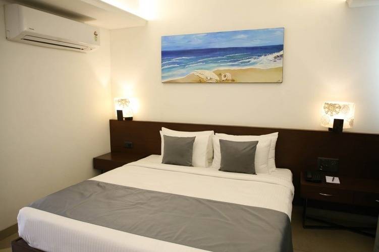 Silver Shell Resort
