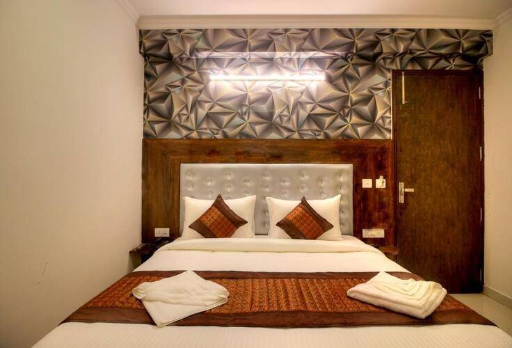 Hotel Ark Of Avalon