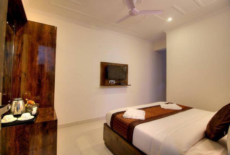 Hotel Ark Of Avalon