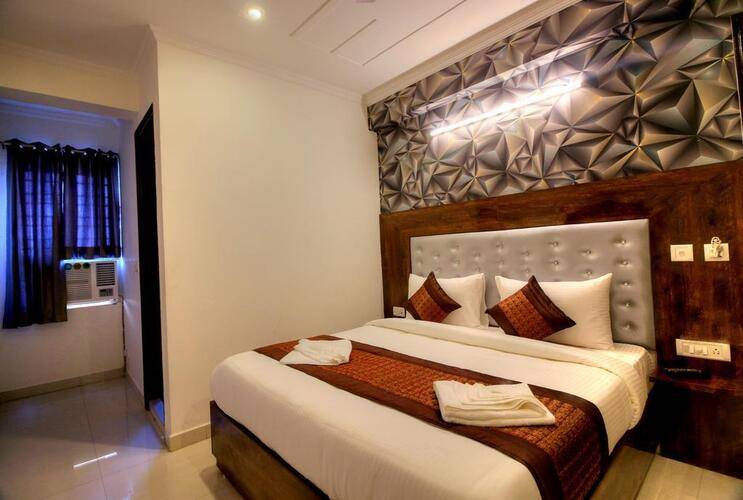 Hotel Ark Of Avalon
