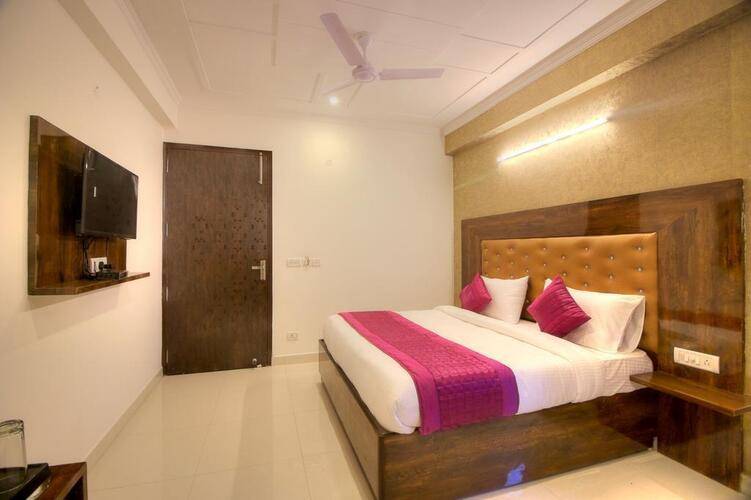 Hotel Ark Of Avalon