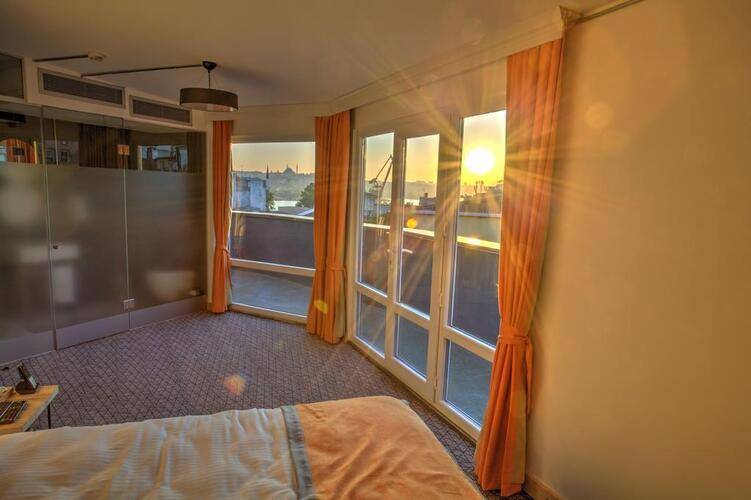 Vavien Hotel
