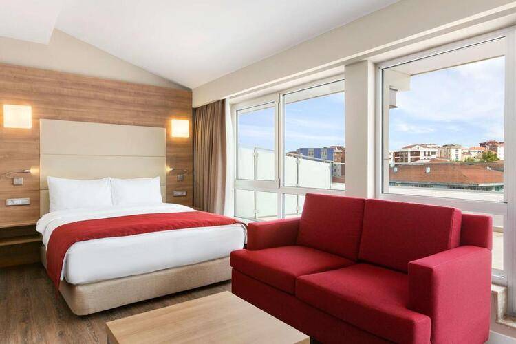 Ramada Encore Kartal Istanbul