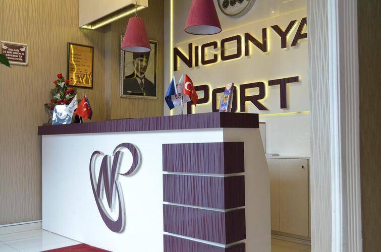 Niconya Port Suites & Hotel