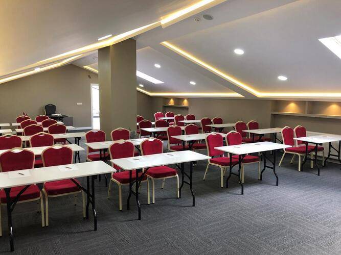 Niconya Port Suites & Hotel