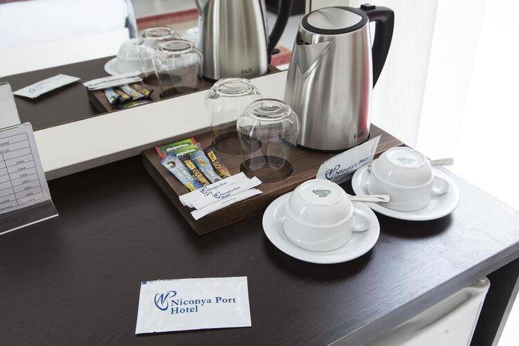 Niconya Port Suites & Hotel