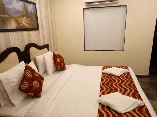 Royal Neptunian Goa (Ex. Royal Tulip Beach Cottages)