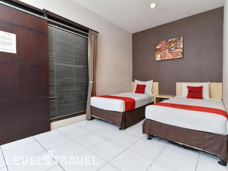 Фотография Reddoorz Plus @ Raya Legian