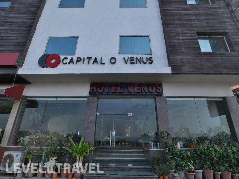 Фотография Capital O 444 Hotel Venus