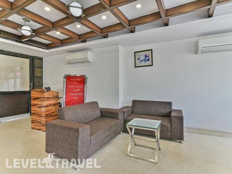 Фотография Capital O 444 Hotel Venus