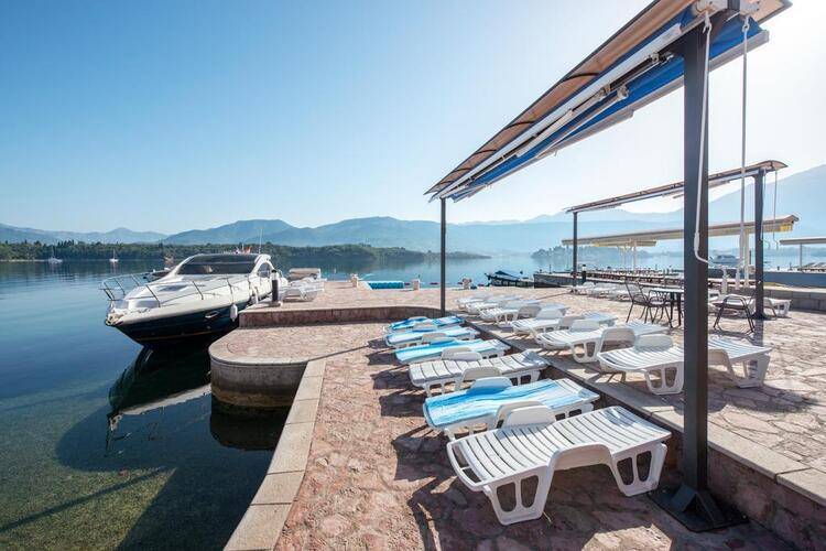 Aparthotel Villa Lav