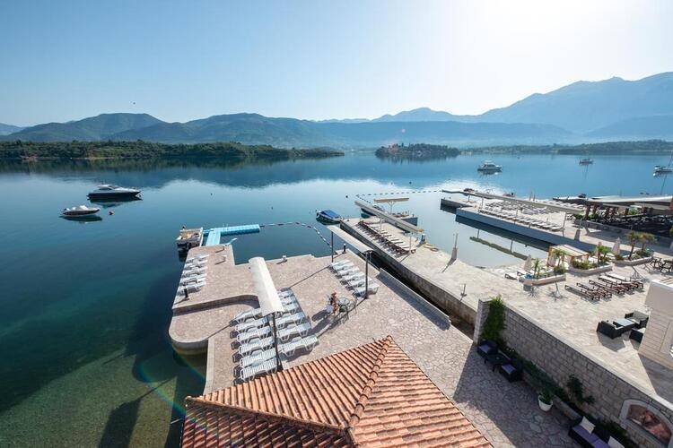 Aparthotel Villa Lav