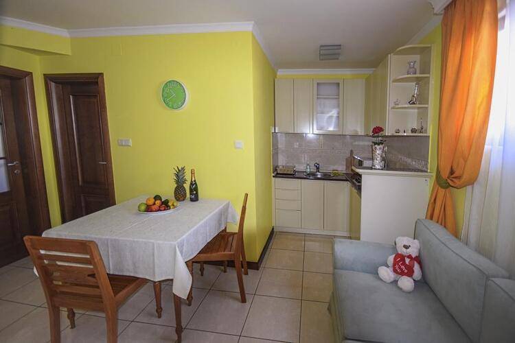 Aparthotel Villa Lav