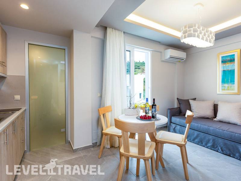 Фотография Akrogiali Luxury Aparthotel