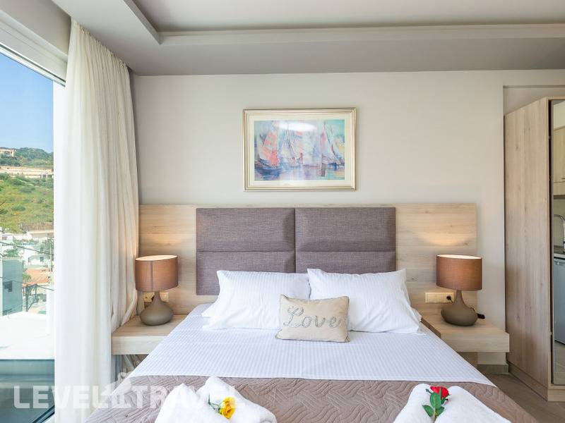 Фотография Akrogiali Luxury Aparthotel