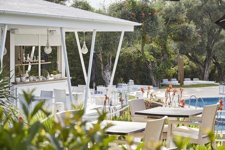 Mr And Mrs White Corfu (Adults Only 16+)