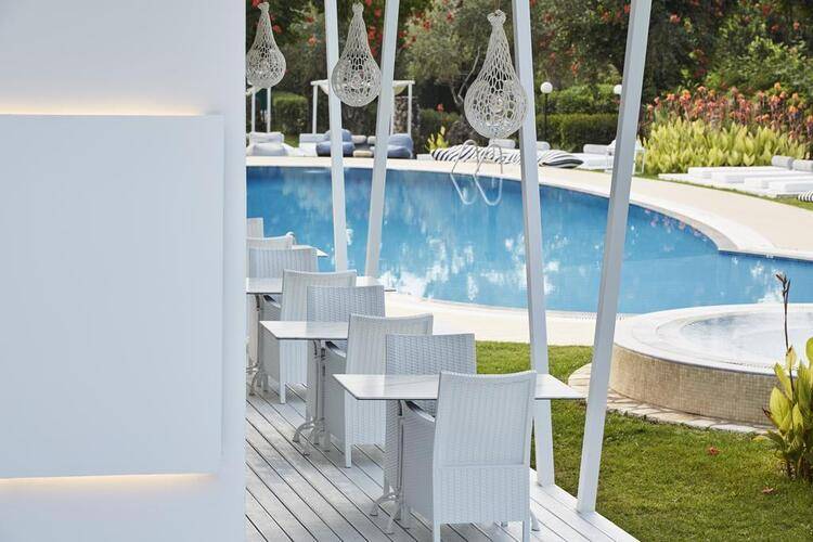 Mr And Mrs White Corfu (Adults Only 16+)