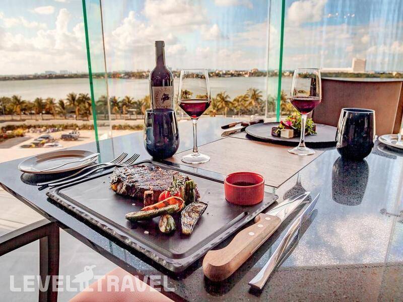 Фотография Royalton Suites Cancun Resort & Spa (Ex. Royalton Cancun)