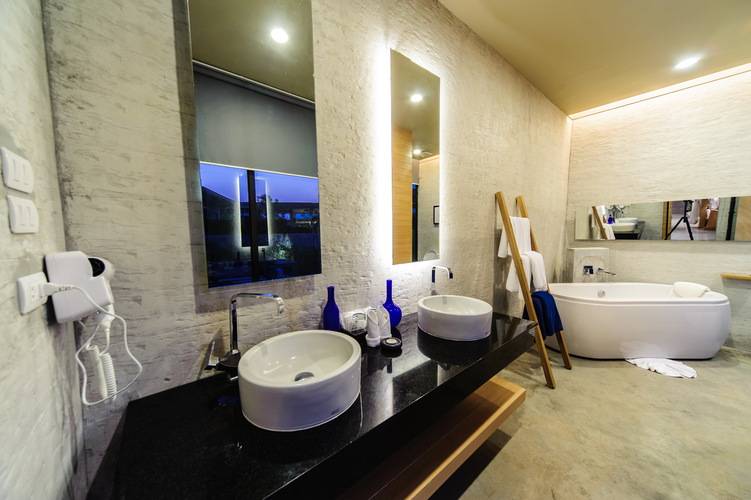 Sea Two Pool Villa