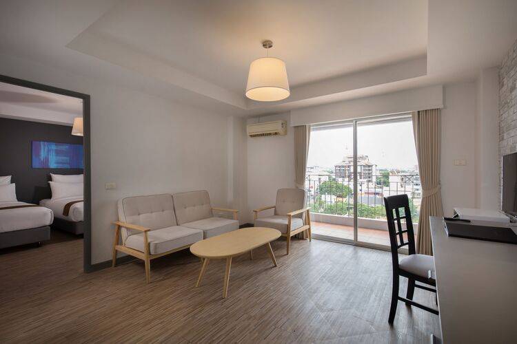 Oakwood Hotel Journeyhub Pattaya