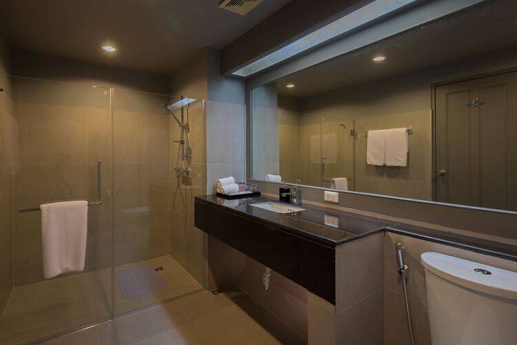 Oakwood Hotel Journeyhub Pattaya