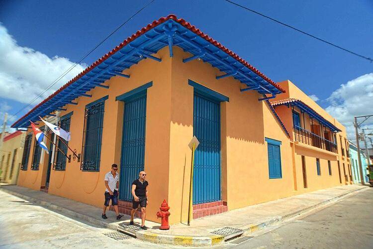 Hoteles E Caballeriza