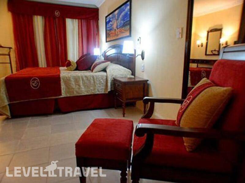 Фотография Hoteles E Caballeriza