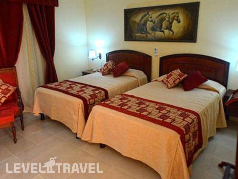 Фотография Hoteles E Caballeriza